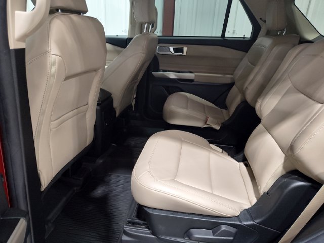 Certified 2023 Ford Explorer XLT w/ Equipment Group 202A AWD/4WD image 16