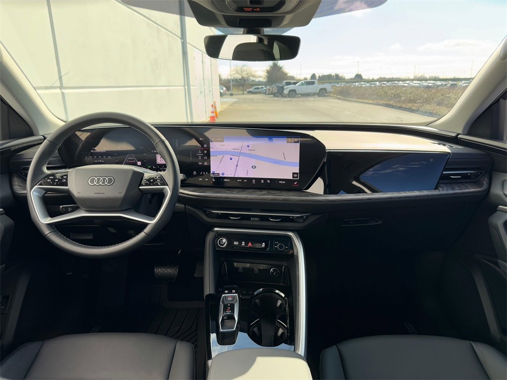 Used 2025 Audi Q5 Premium Plus image 12