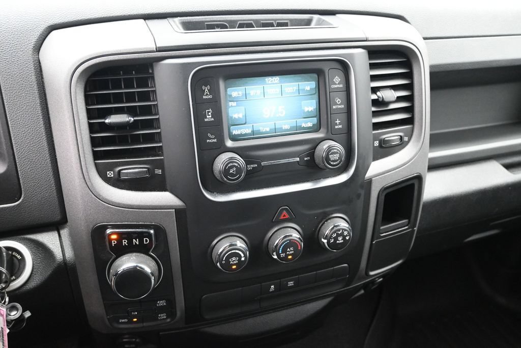 Used 2016 RAM 1500 Express AWD/4WD image 17