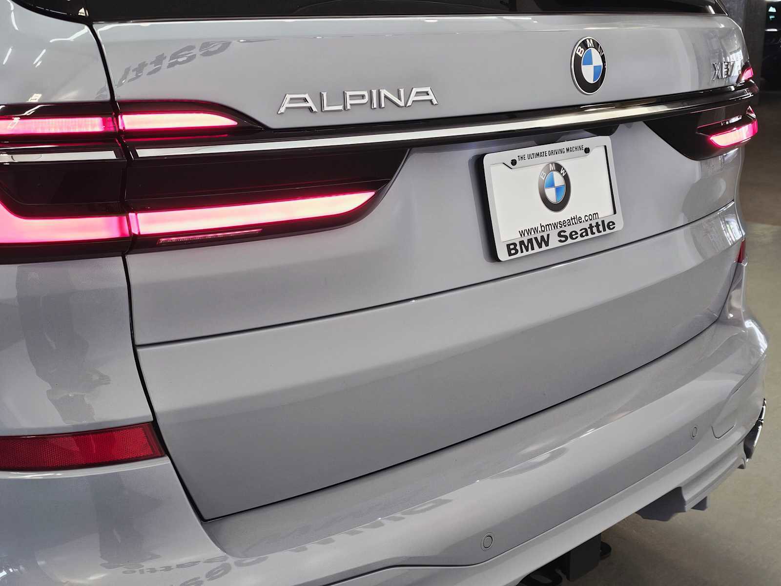 New 2026 BMW ALPINA XB7 image 7