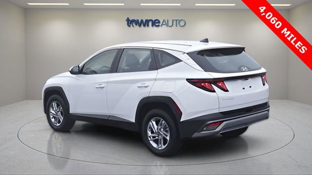 Used 2025 Hyundai Tucson SE AWD/4WD image 5