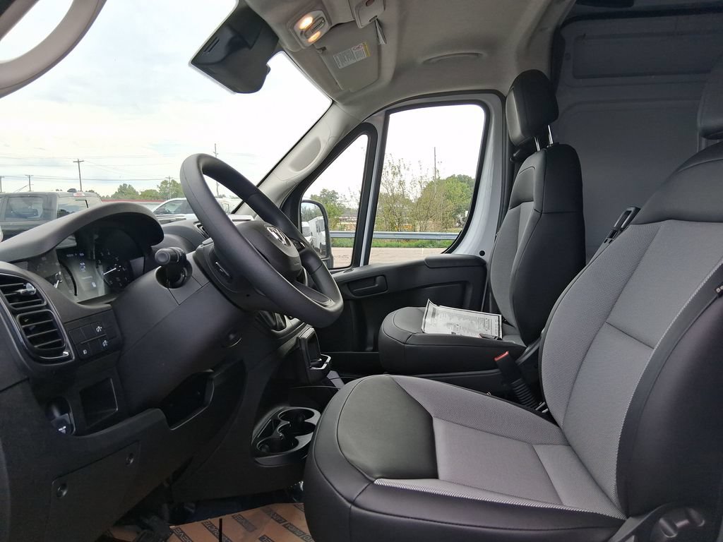 New 2026 RAM ProMaster 2500 w/ Convenience Group FWD image 10