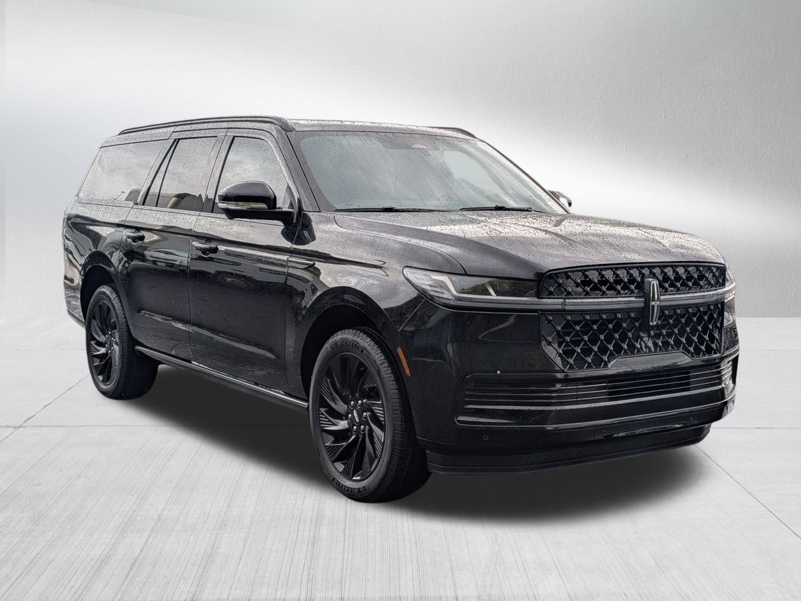 Used 2026 Lincoln Navigator L Reserve w/ Jet Appearance Package image 8