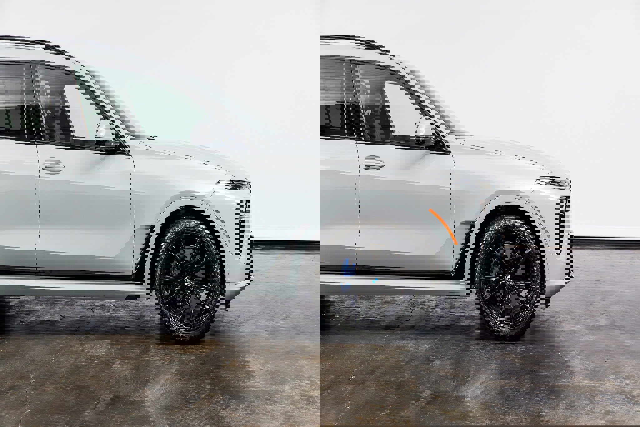 Used 2024 BMW X7 xDrive40i w/ M Sport Package image 22