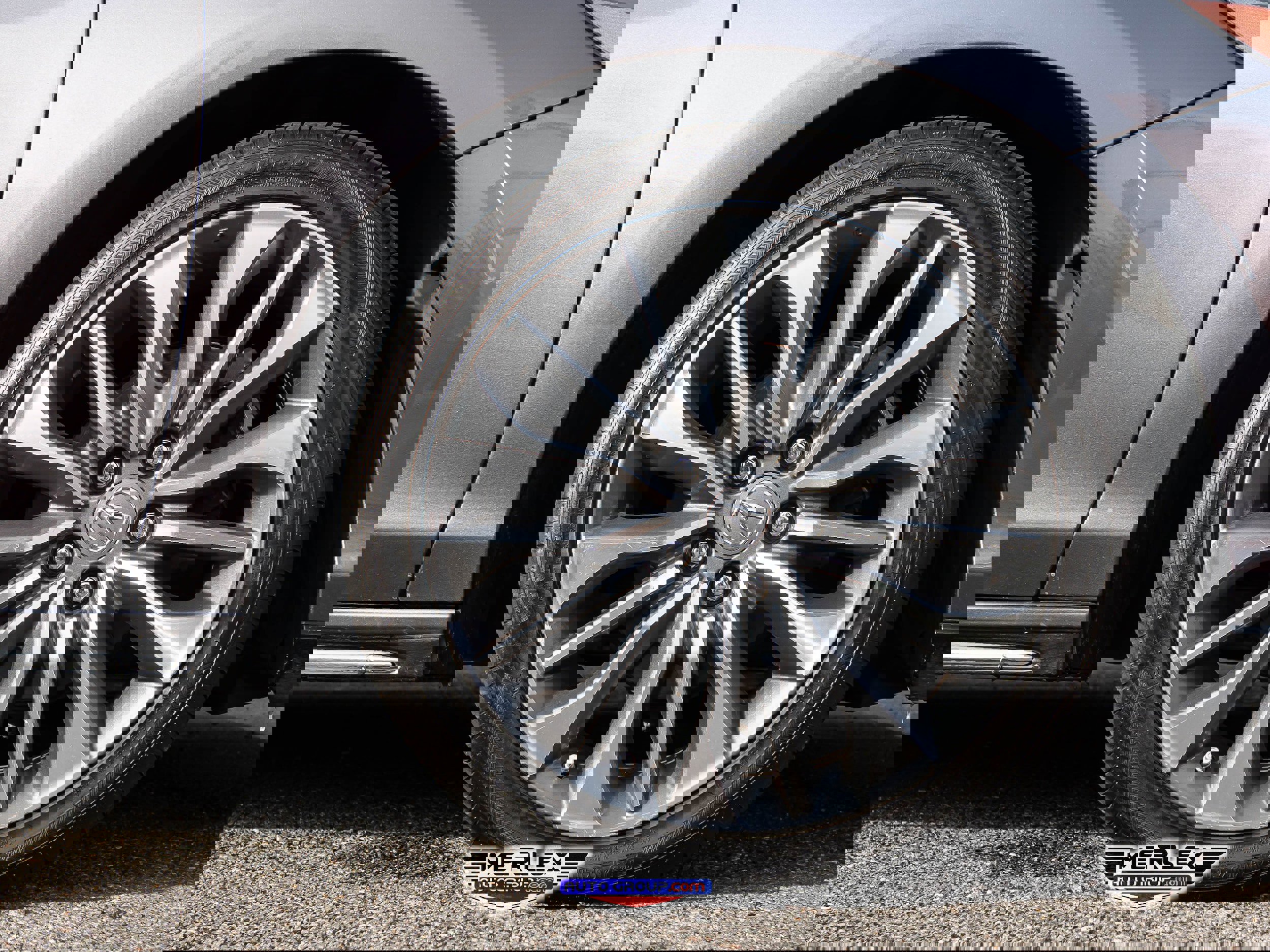 Used 2018 Acura RLX w/ Technology Package image 10