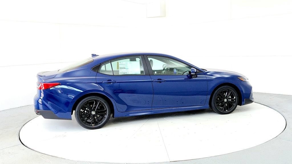 New 2026 Toyota Camry SE FWD image 6