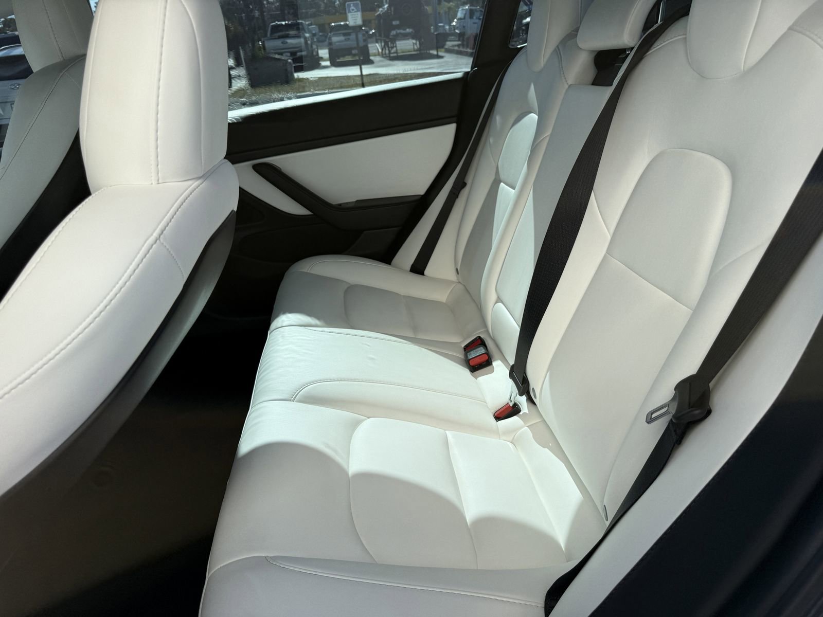 Used 2020 Tesla Model 3 Standard Range image 14