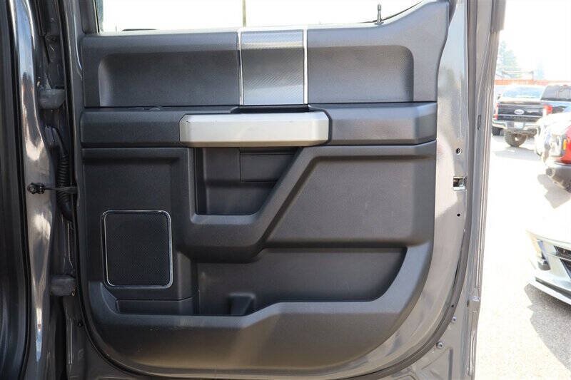 Used 2018 Ford F150 Lariat w/ Equipment Group 501A Mid AWD/4WD image 29