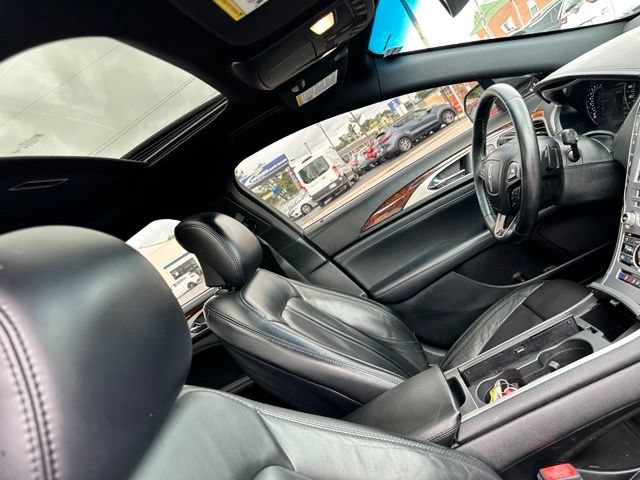 Used 2019 Lincoln MKZ Reserve FWD image 25