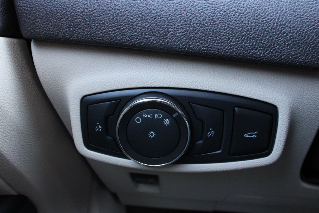 Used 2019 Lincoln MKC Premiere AWD/4WD image 10