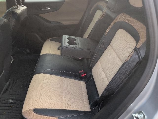 Used 2026 Chevrolet Equinox ACTIV w/ Convenience Package III AWD/4WD image 16