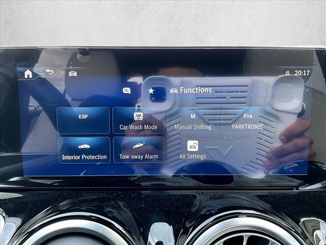 New 2026 Mercedes-Benz GLB 250 image 24