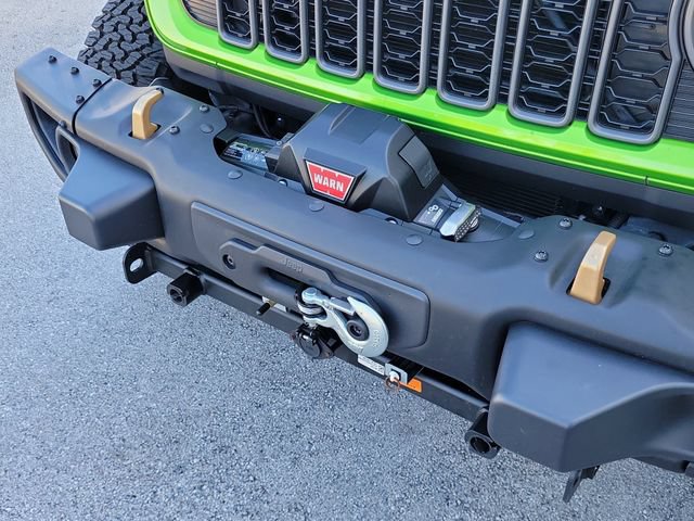 Used 2025 Jeep Wrangler Unlimited Rubicon 392 AWD/4WD image 9