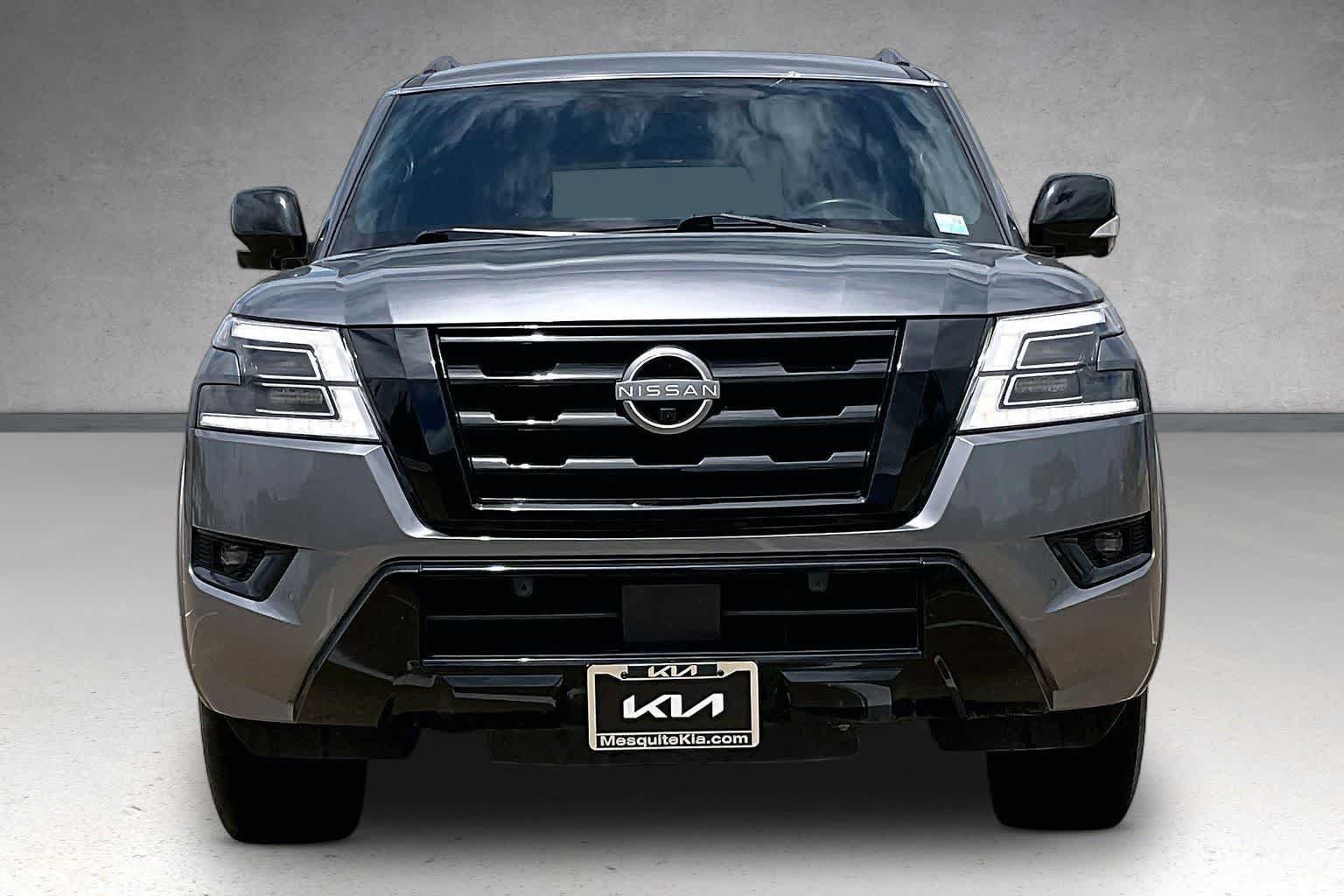 Used 2023 Nissan Armada SL w/ Midnight Edition Package AWD/4WD image 6