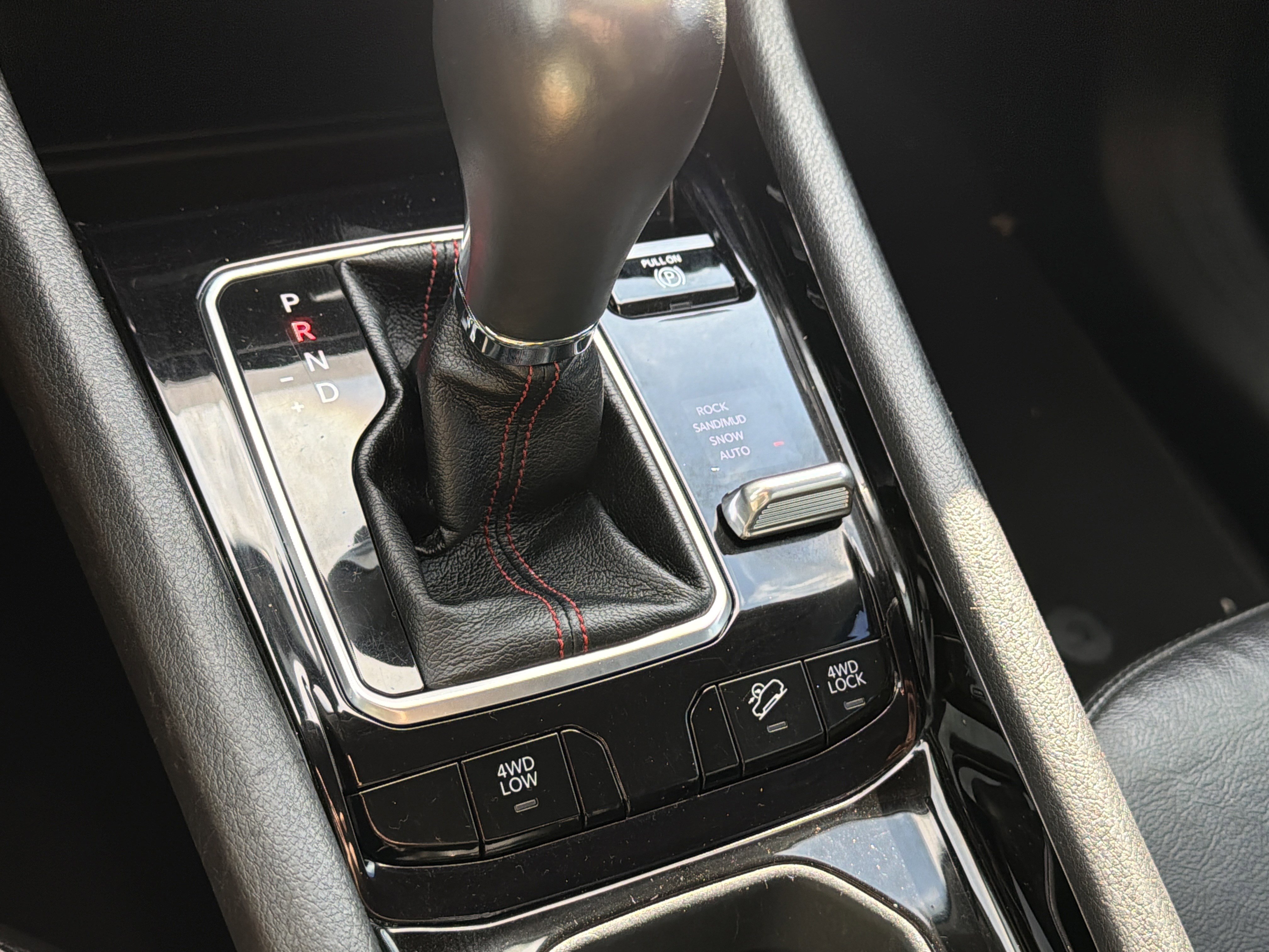 Used 2022 Jeep Compass Trailhawk w/ Trailhawk Convenience Group AWD/4WD image 24