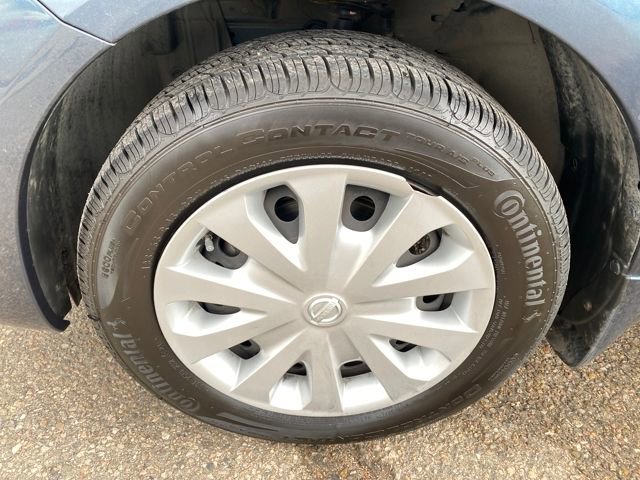 Used 2015 Nissan Versa S Plus image 19