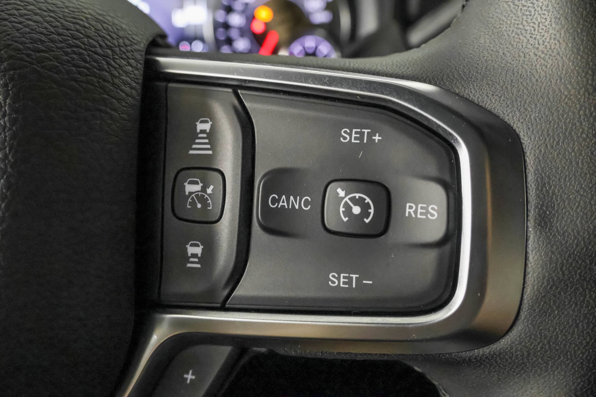 Used 2025 RAM 2500 Big Horn AWD/4WD image 27
