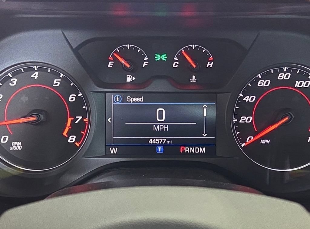 Used 2019 Chevrolet Camaro LT w/ RS Package RWD image 4