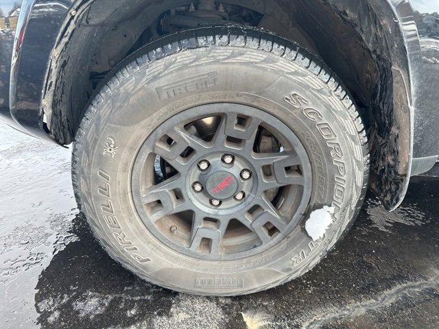 Used 2019 Toyota 4Runner TRD Off-Road Premium image 2