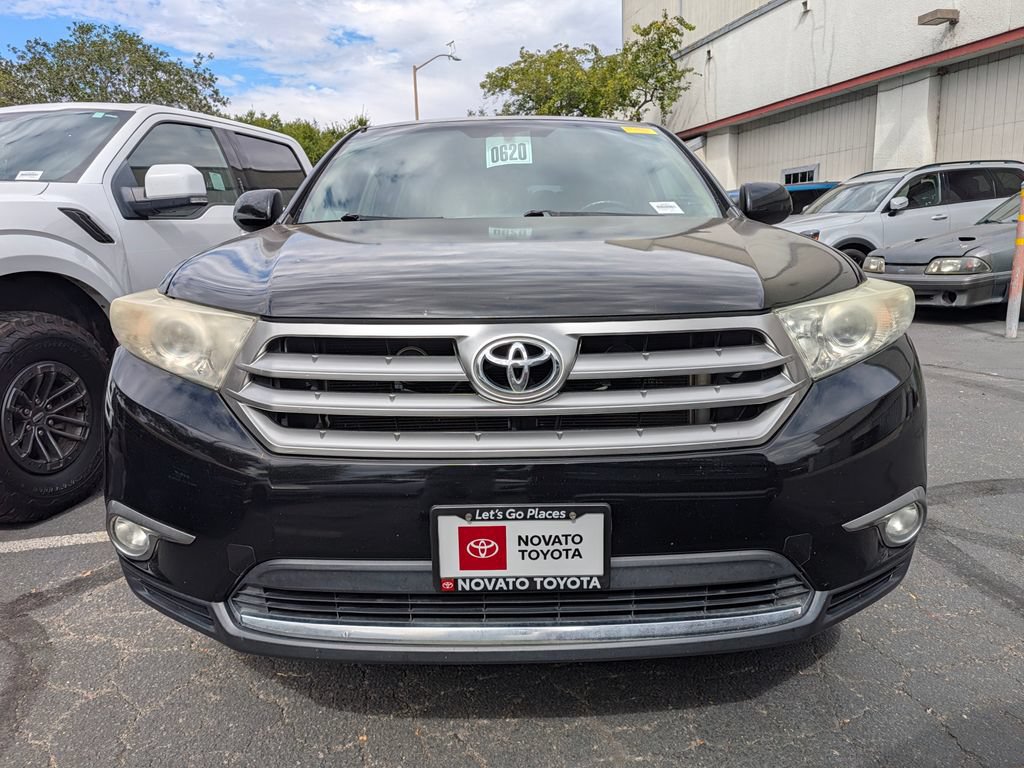 Used 2012 Toyota Highlander SE FWD image 6