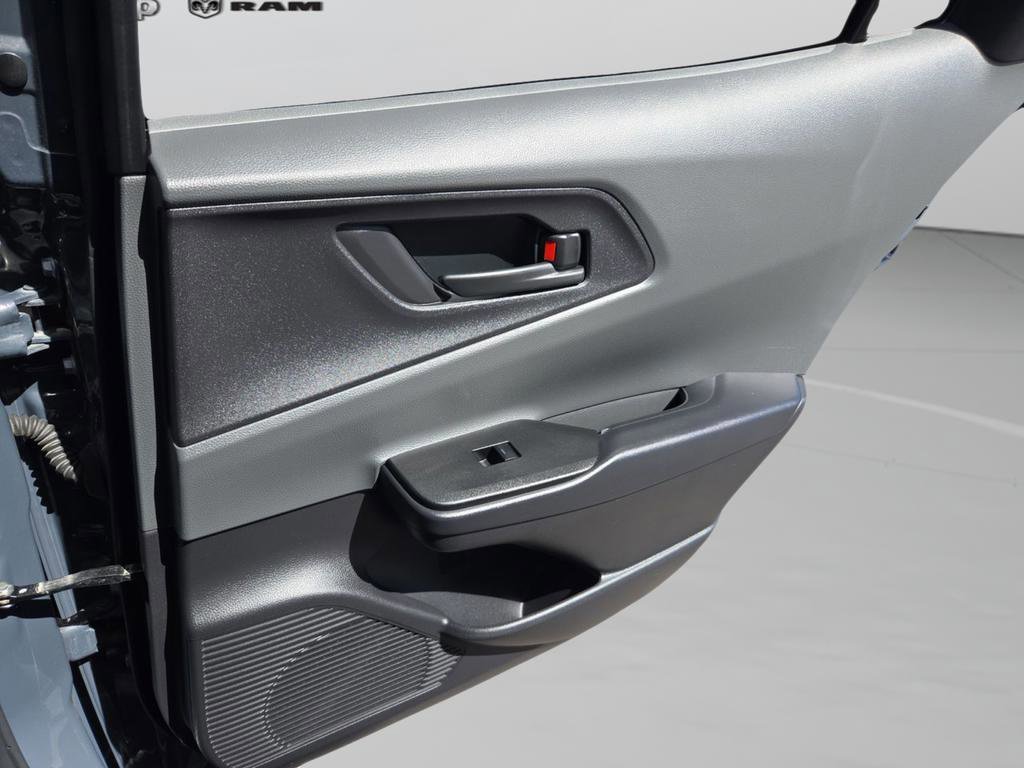 Used 2023 Toyota Prius LE image 27