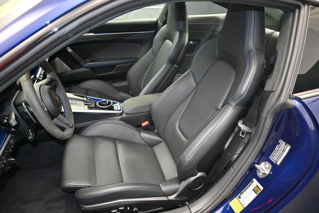 Certified 2025 Porsche 911 Turbo S AWD/4WD image 6