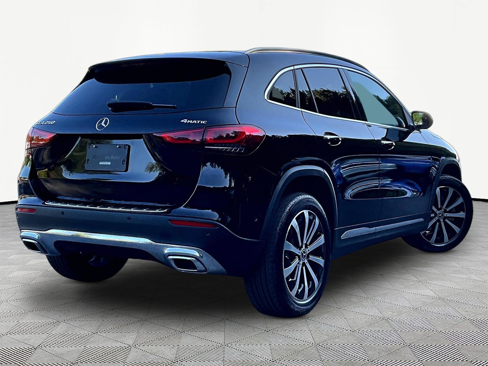 Used 2021 Mercedes-Benz GLA 250 4MATIC image 6