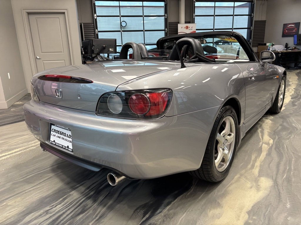 Used 2003 Honda S2000 image 2