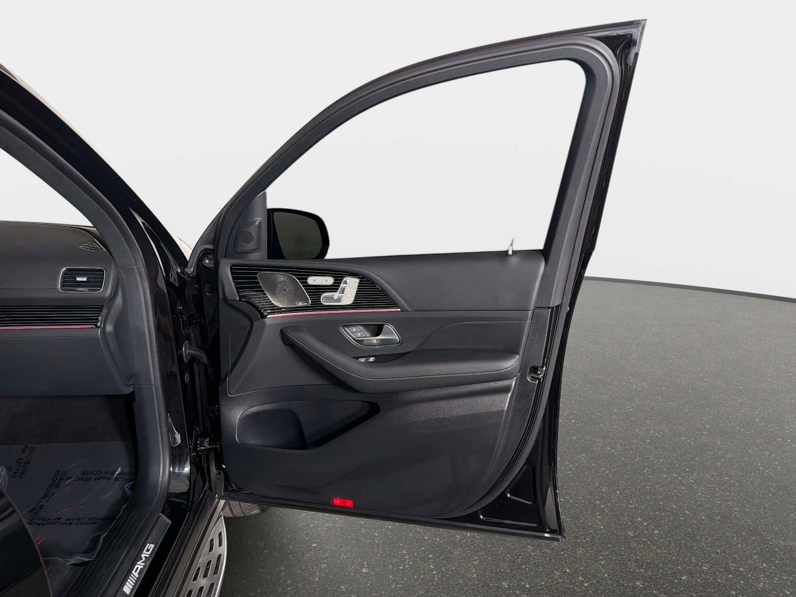 Used 2024 Mercedes-Benz GLS 63 AMG 4MATIC image 23