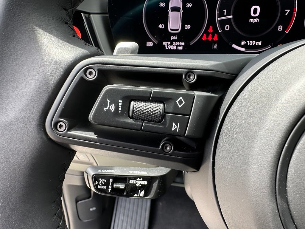 Certified 2026 Porsche Cayenne S AWD/4WD image 27