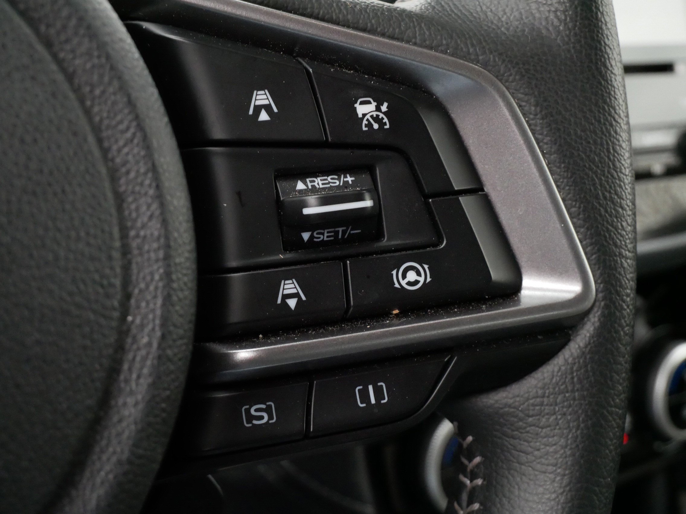Used 2023 Subaru Forester Limited image 27