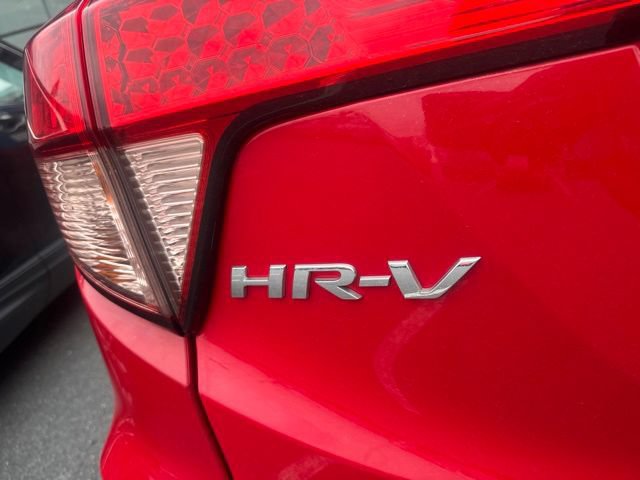 Certified 2017 Honda HR-V LX image 4