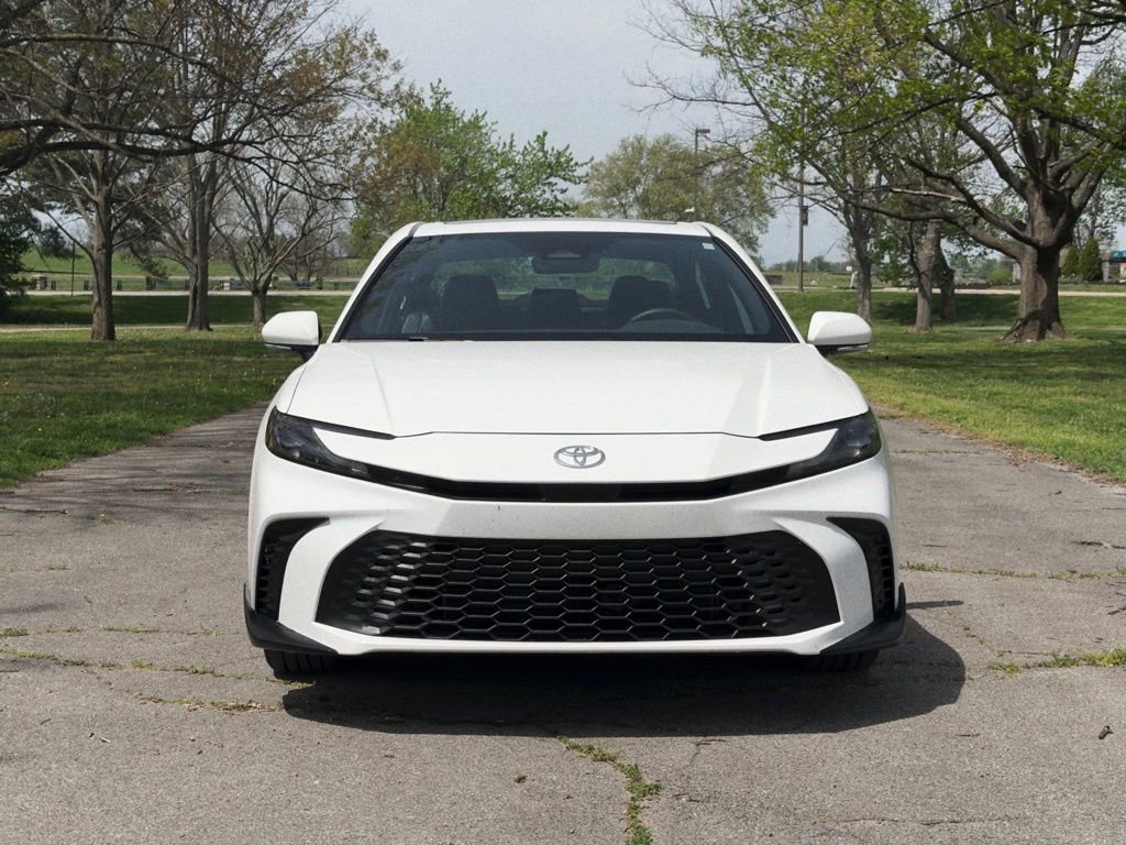 Used 2025 Toyota Camry SE w/ Convenience Package AWD/4WD image 33