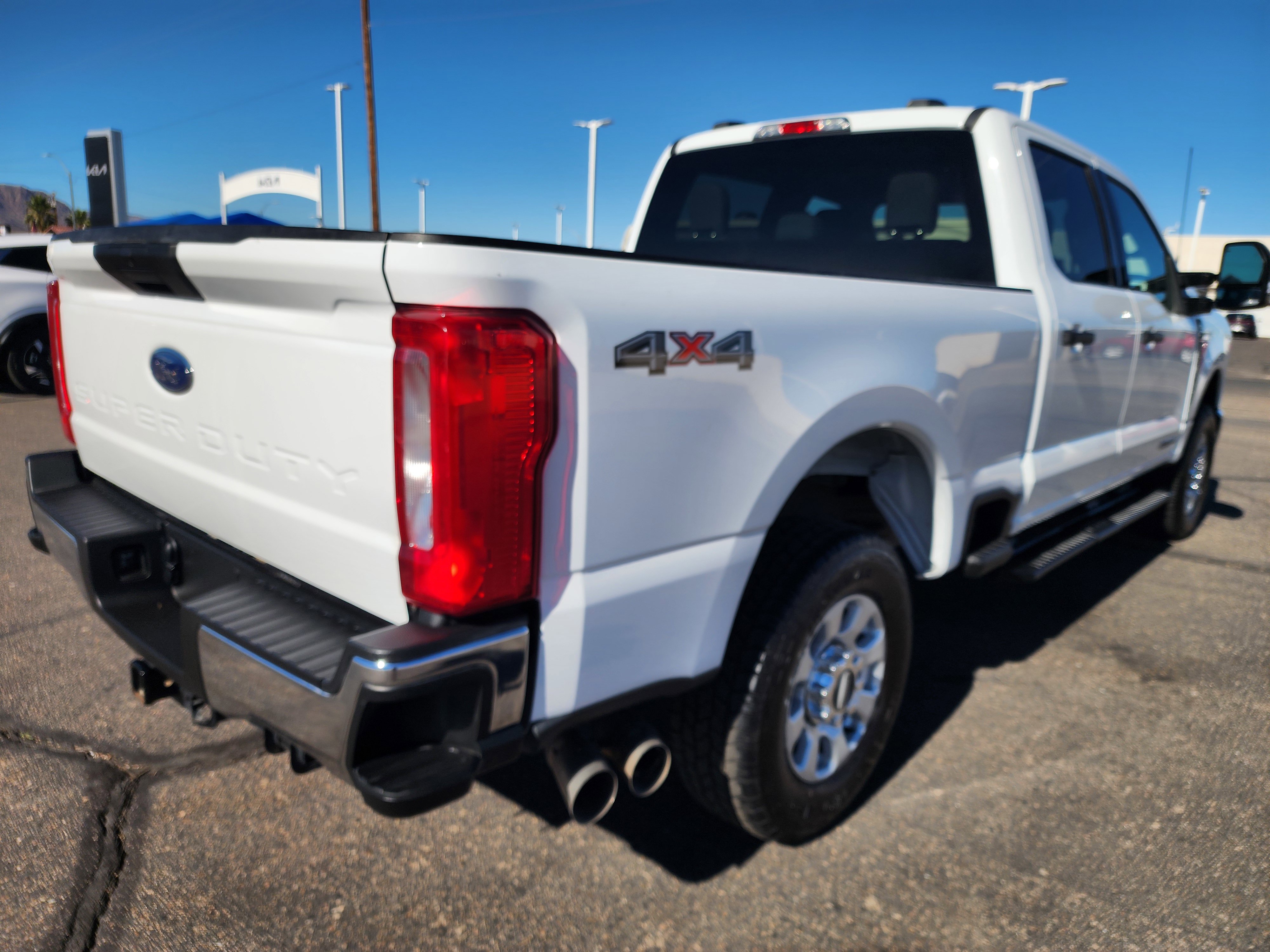 Used 2024 Ford F250 XLT image 5