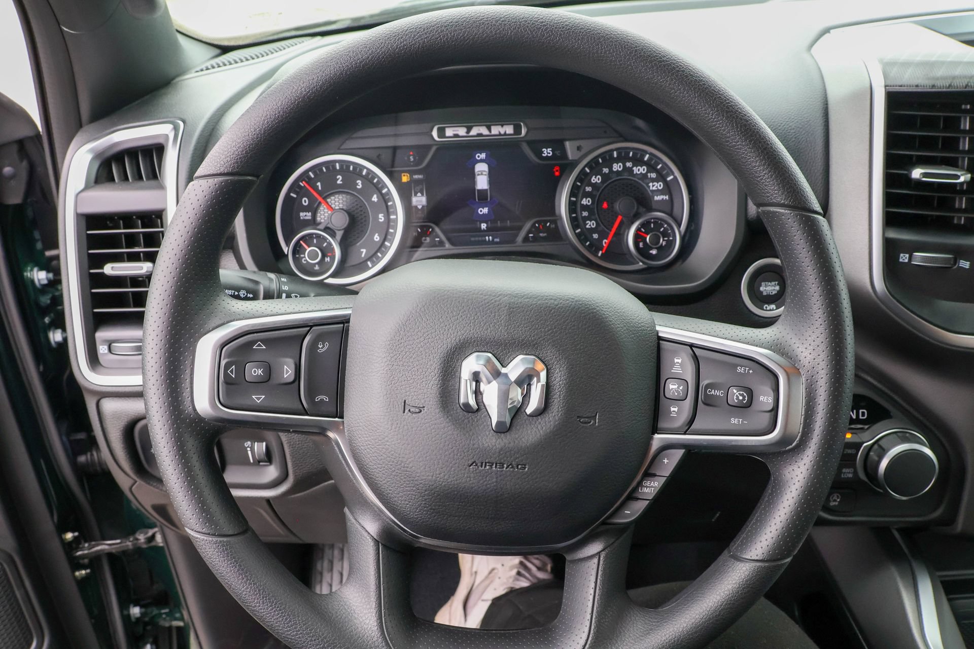 New 2026 RAM 1500 Express AWD/4WD image 26