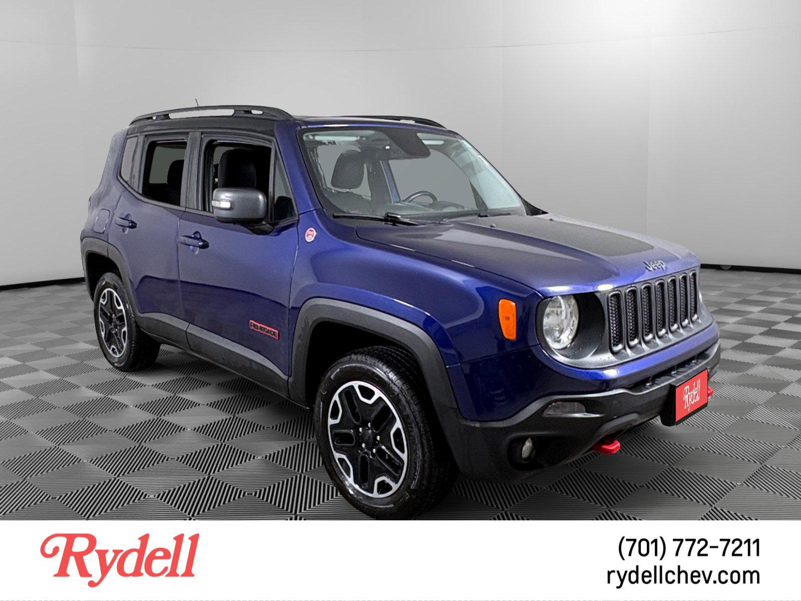Used 2017 Jeep Renegade Trailhawk image 7