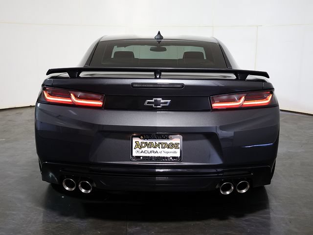 Used 2016 Chevrolet Camaro SS RWD image 10