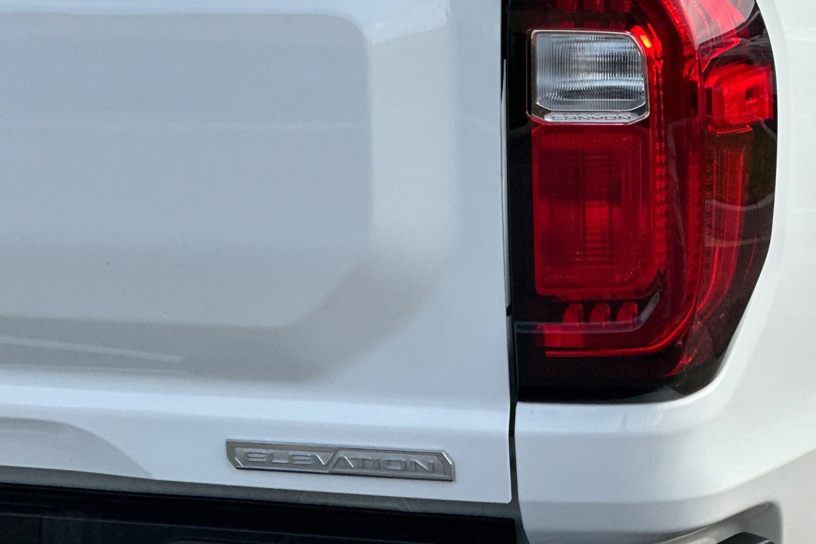 Certified 2025 GMC Canyon Elevation image 26