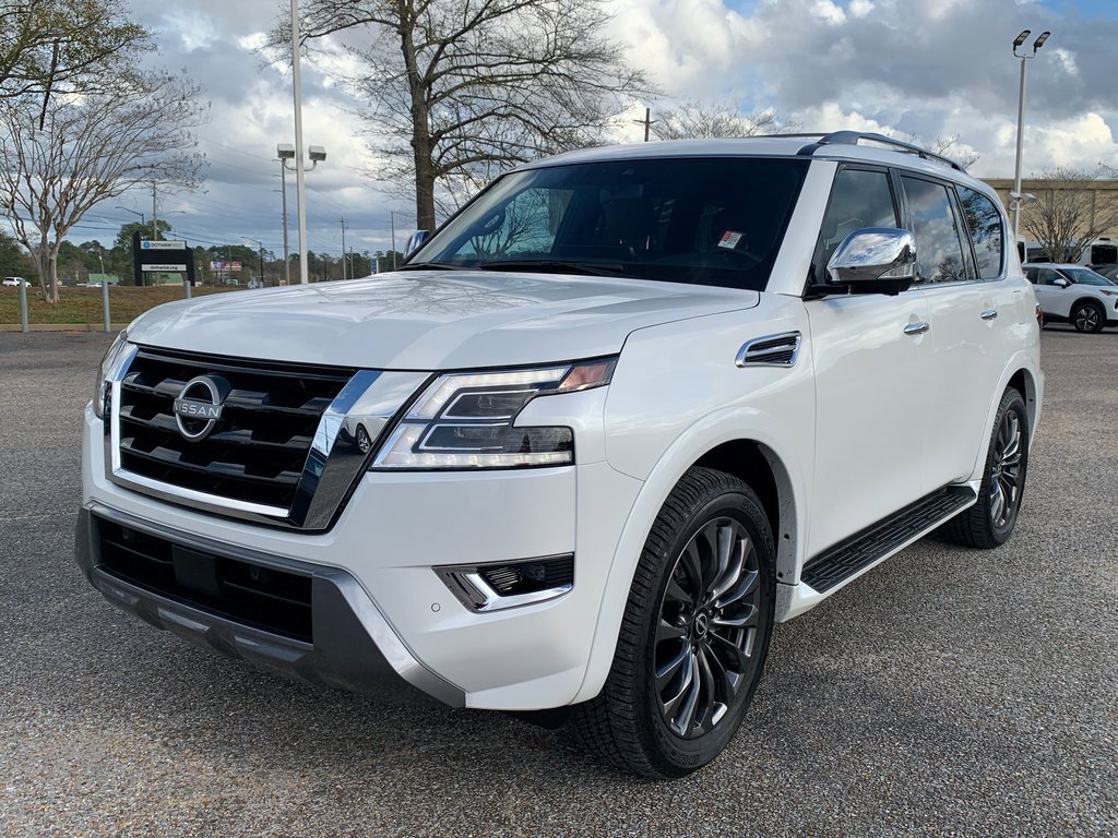 Used 2024 Nissan Armada Platinum w/ Captain's Chairs Package image 5