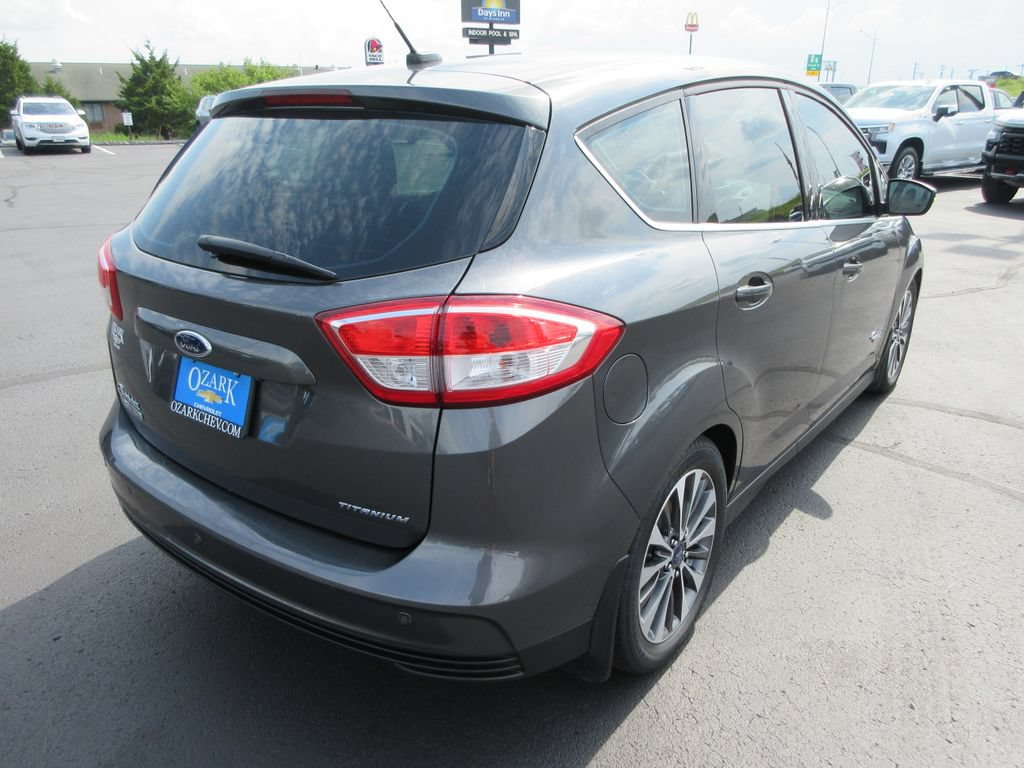 Used 2017 Ford C-MAX Energi Titanium w/ Equipment Group 501A FWD image 5