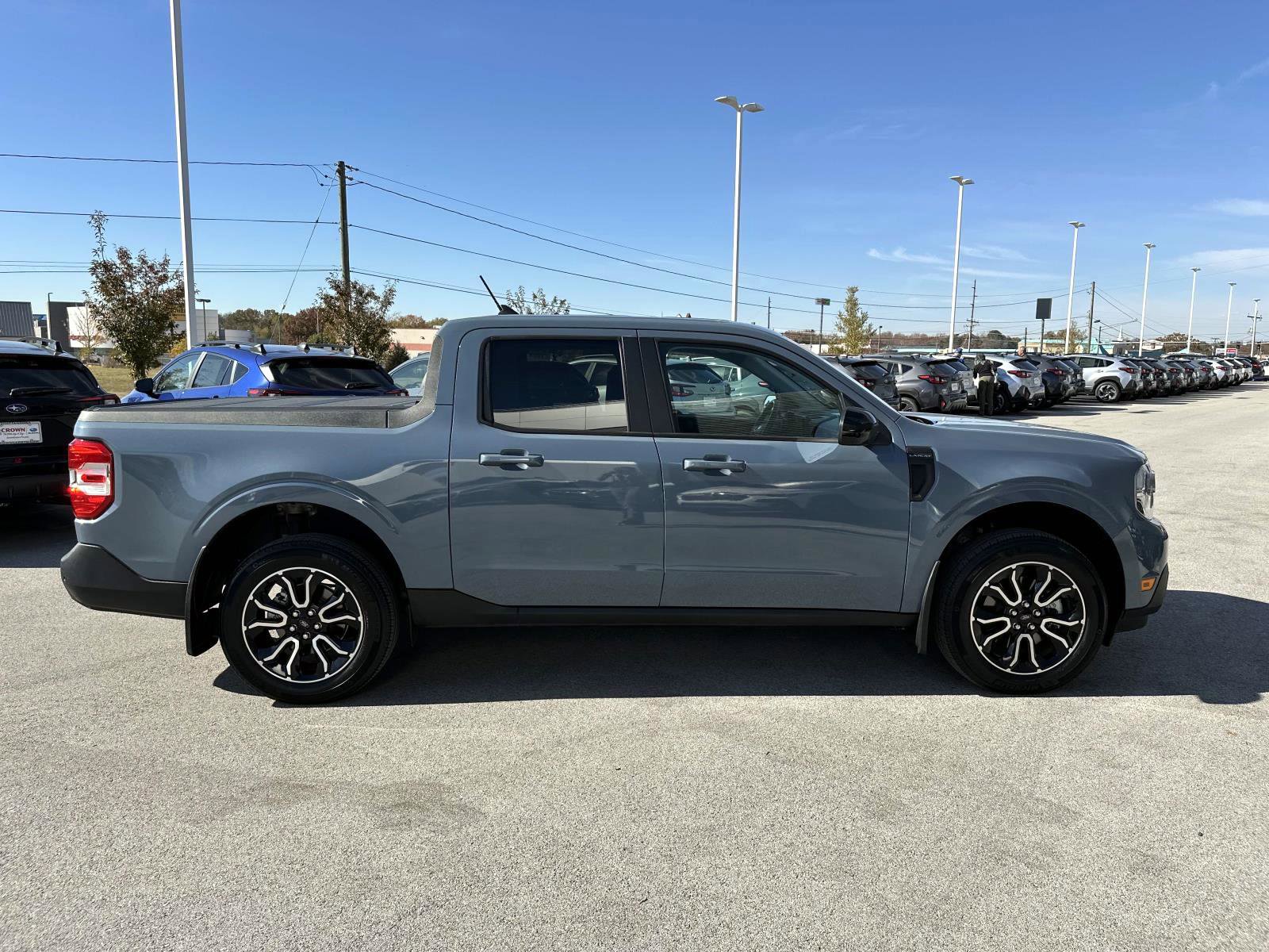 Used 2024 Ford Maverick Lariat image 4