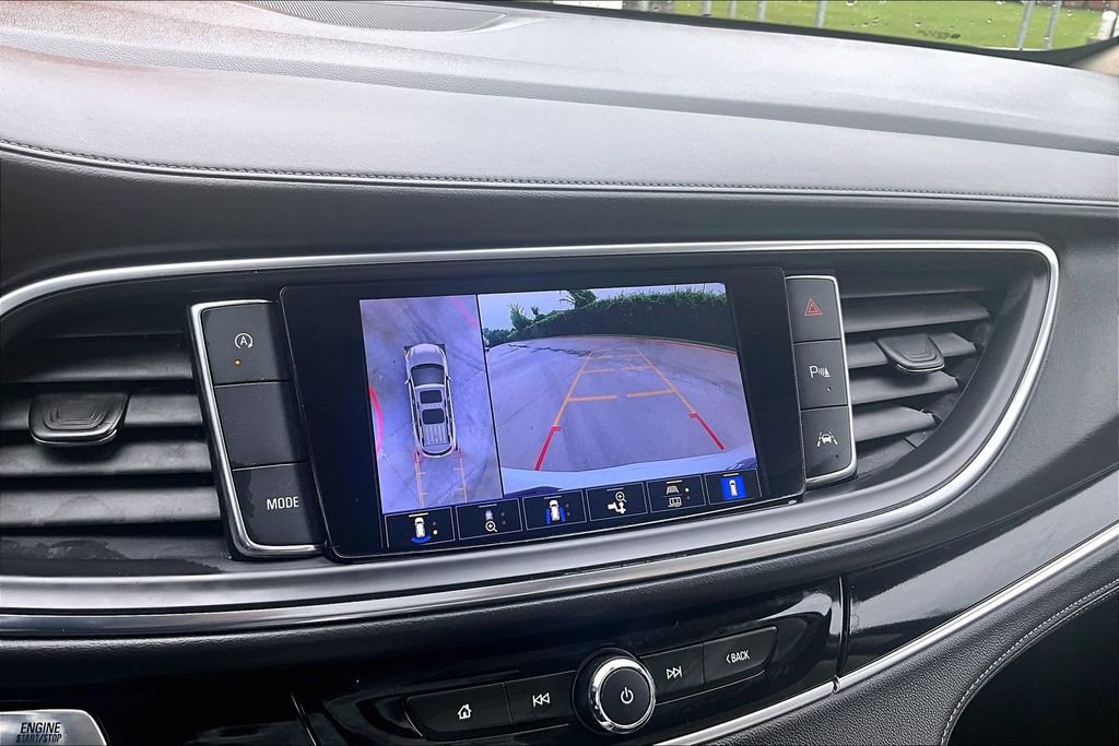 Used 2023 Buick Enclave Avenir w/ Avenir Technology Package FWD image 29