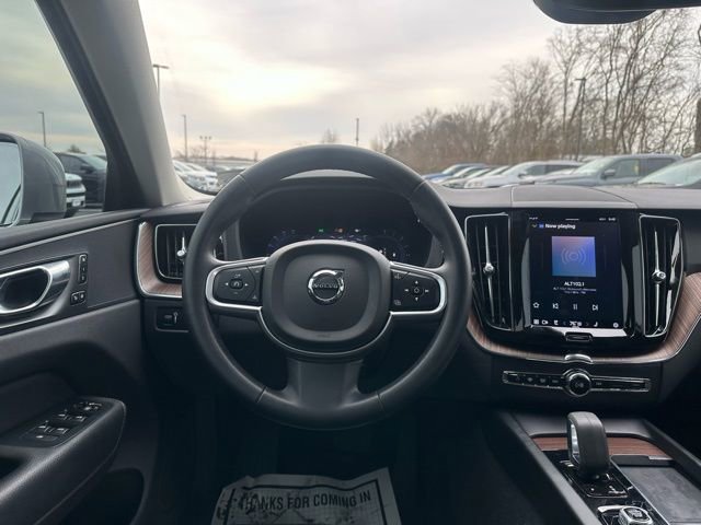 Used 2022 Volvo XC60 B5 Momentum w/ Climate Package image 19