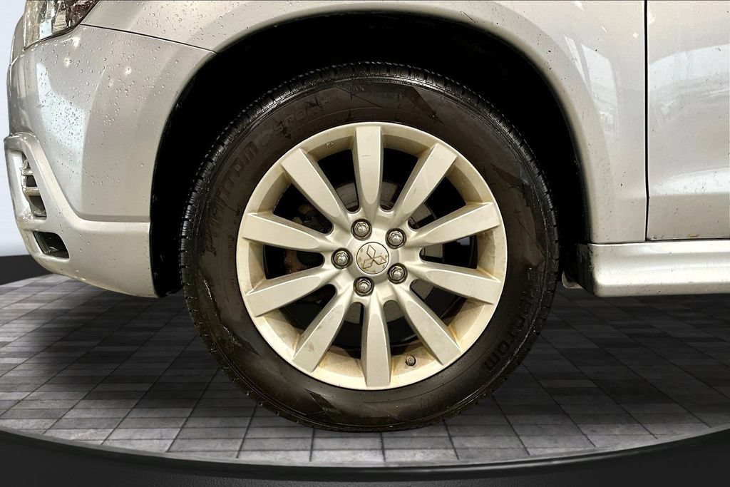 Used 2011 Mitsubishi Outlander Sport SE AWD/4WD image 29