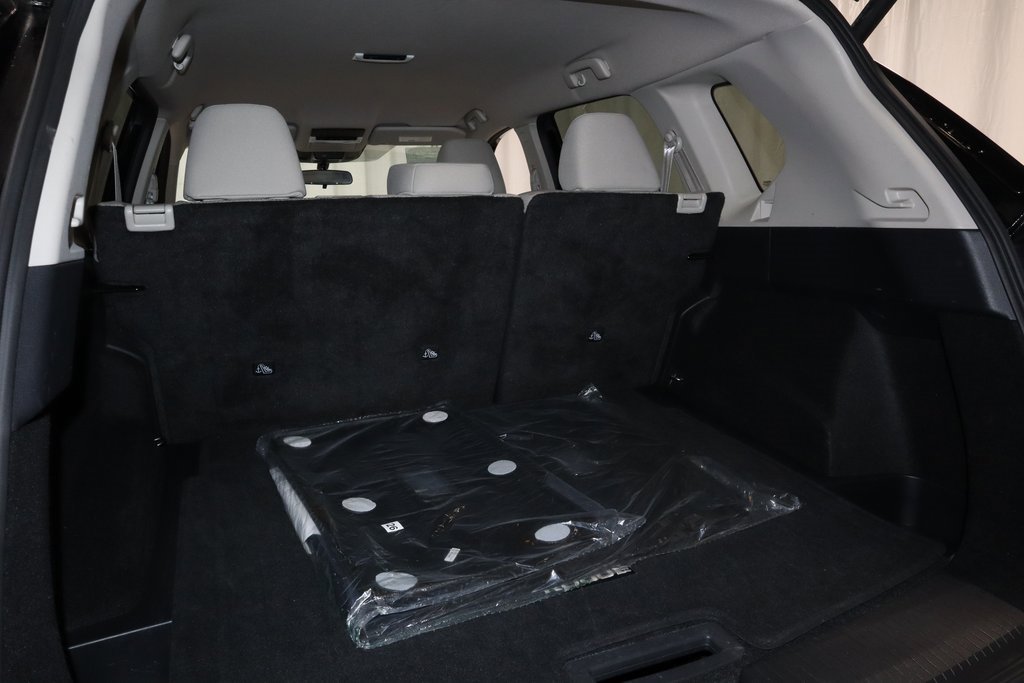 Certified 2025 Nissan Rogue SV image 17