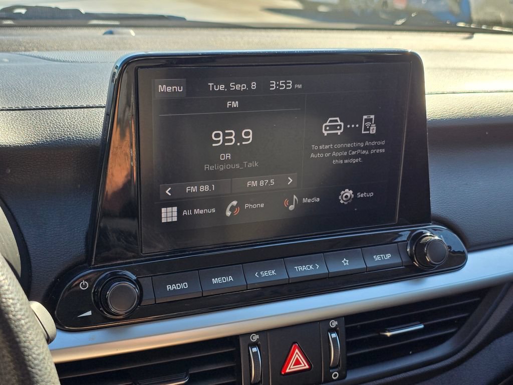 Certified 2024 Kia Forte LXS w/ LXS Technology Package FWD image 27