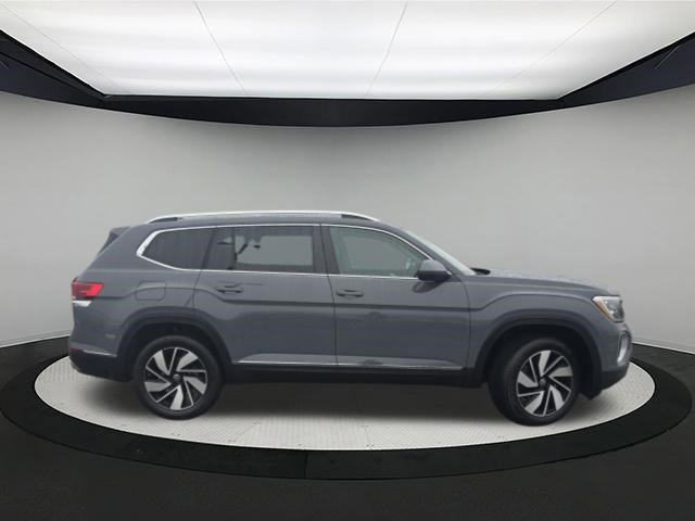 New 2026 Volkswagen Atlas SEL image 8