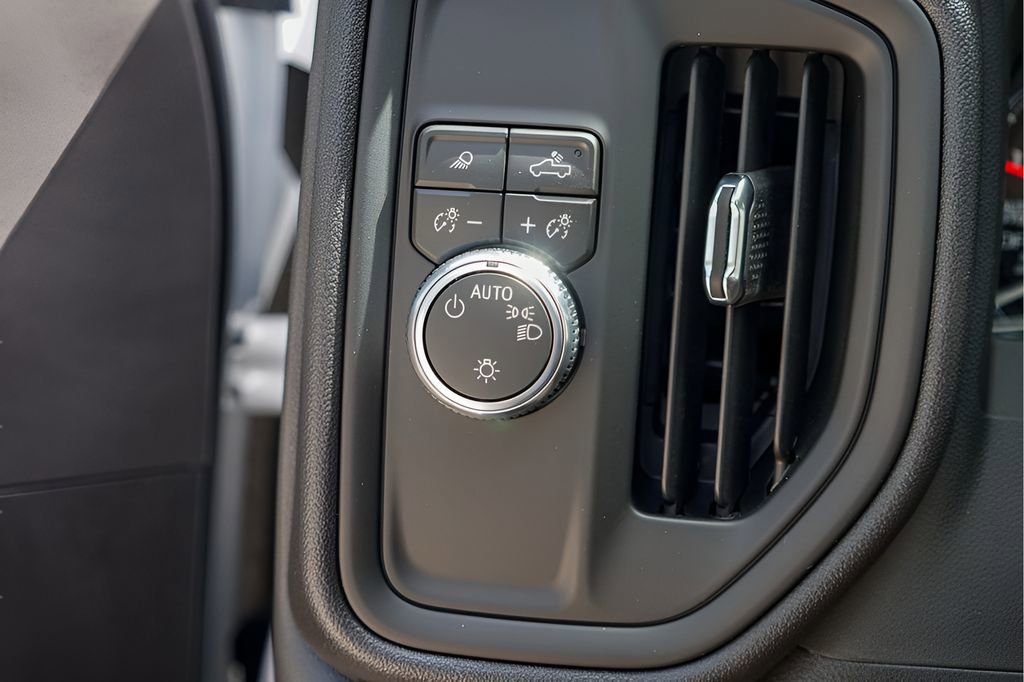New 2026 GMC Sierra 1500 Pro w/ Pro Value Package image 15