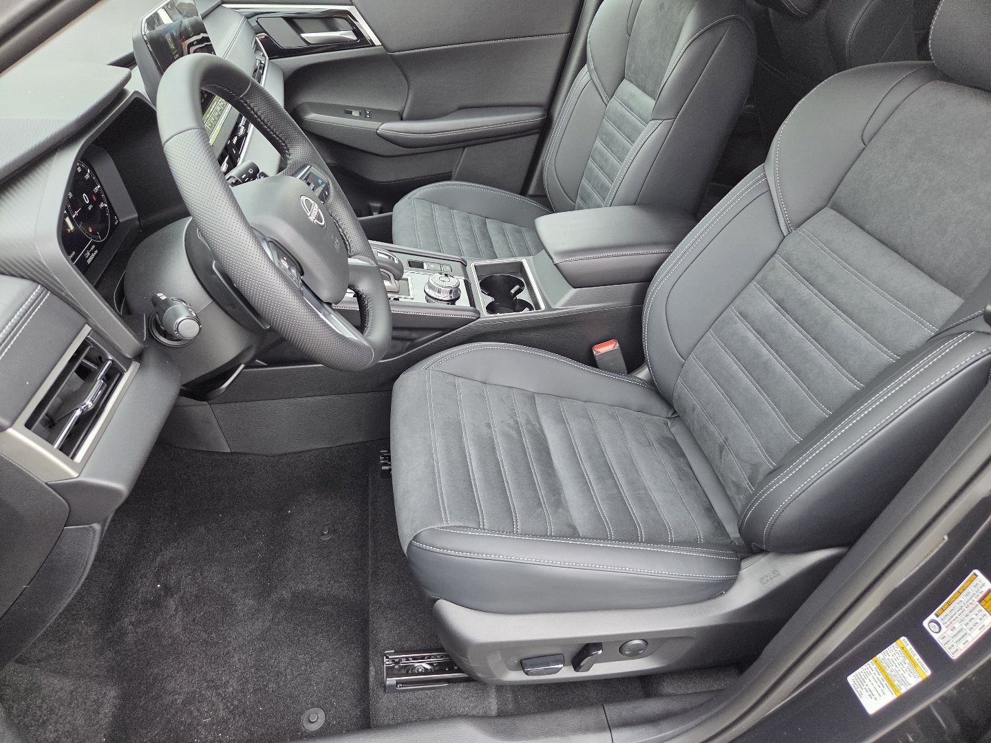 New 2026 Nissan Rogue SL AWD/4WD image 26