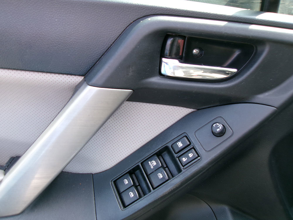 Used 2016 Subaru Forester 2.5i Limited w/ Popular Package #2 image 15